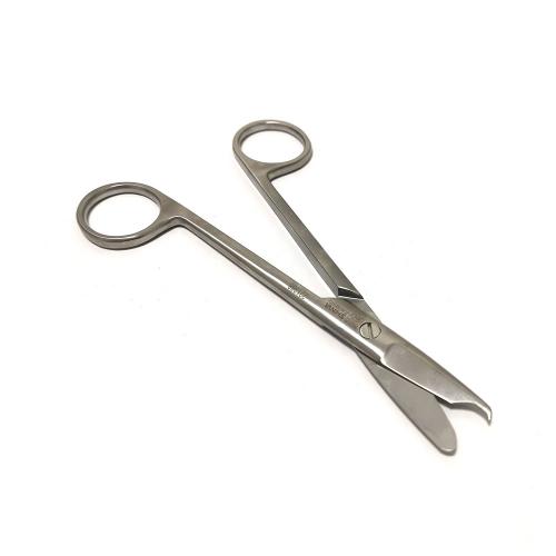 surgical scissors